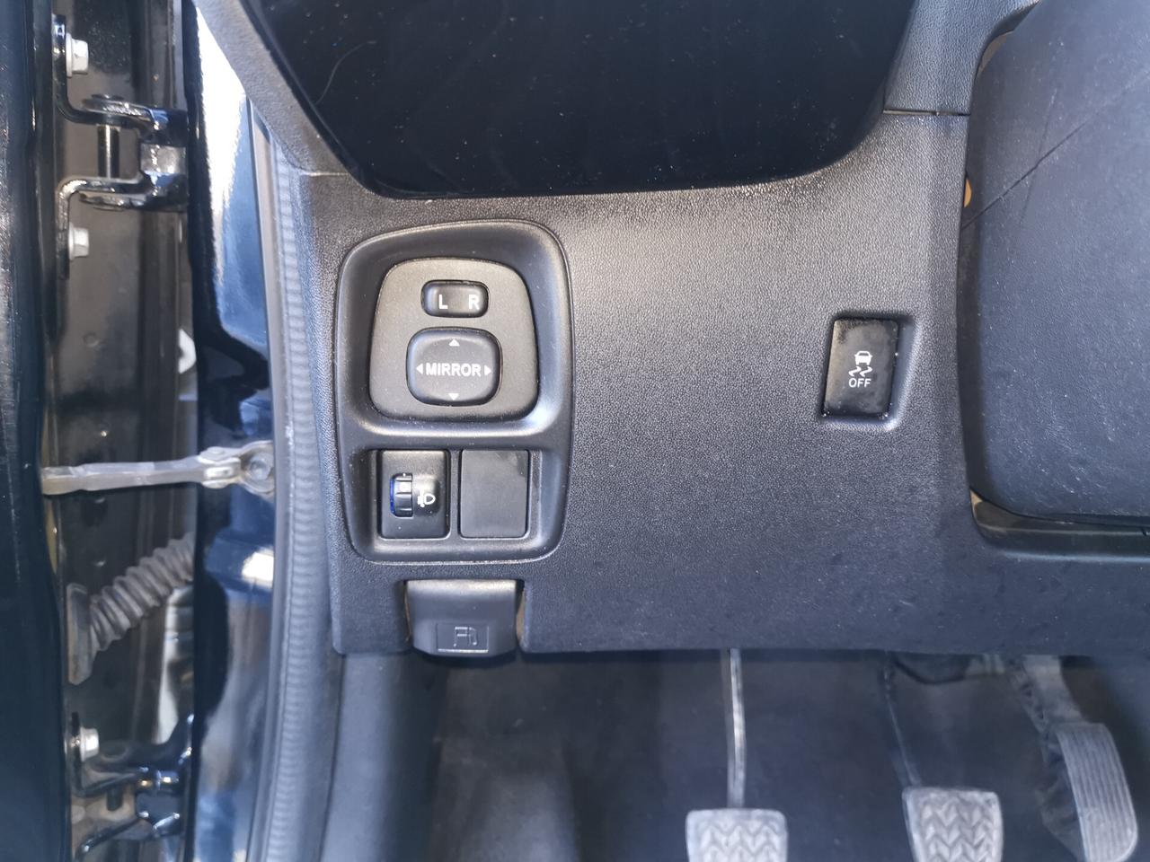 Toyota Aygo 1.0 VVT-i 69 CV 5 porte x-play