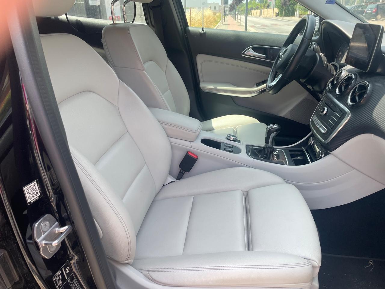 Mercedes-benz A 180 A 180 d Sport