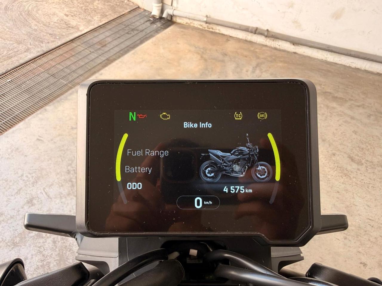 Husqvarna Svartpilen 801 *PARI AL NUOVO*
