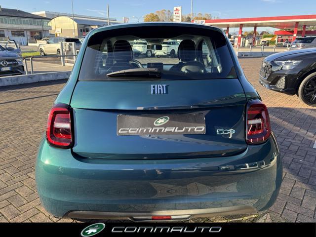 FIAT 500e Berlina 23,65 kWh Action