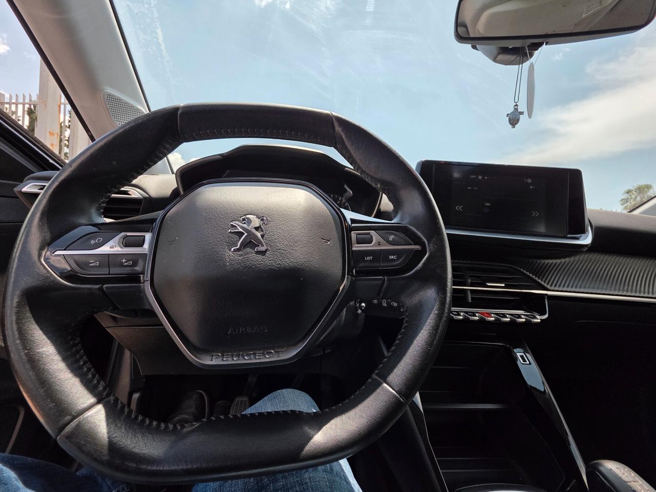 Peugeot 208 PEUGEOT 208 GPL