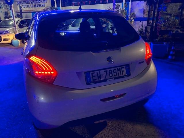Peugeot 208 1.4 HDi 68 CV 5 porte Access