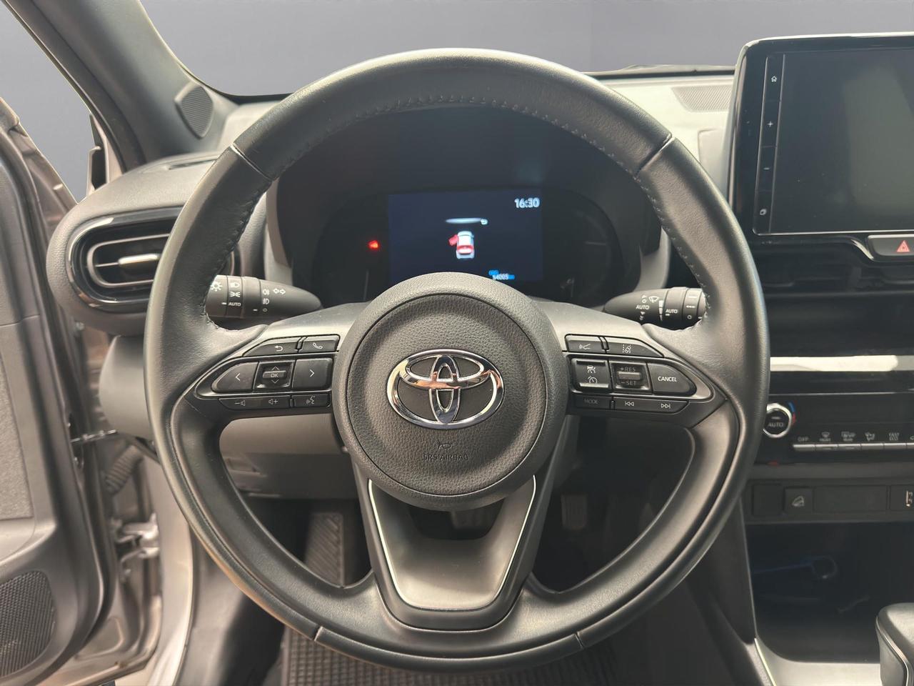 Toyota Yaris Cross 1.5h Trend awd-i 116cv e-cvt 4