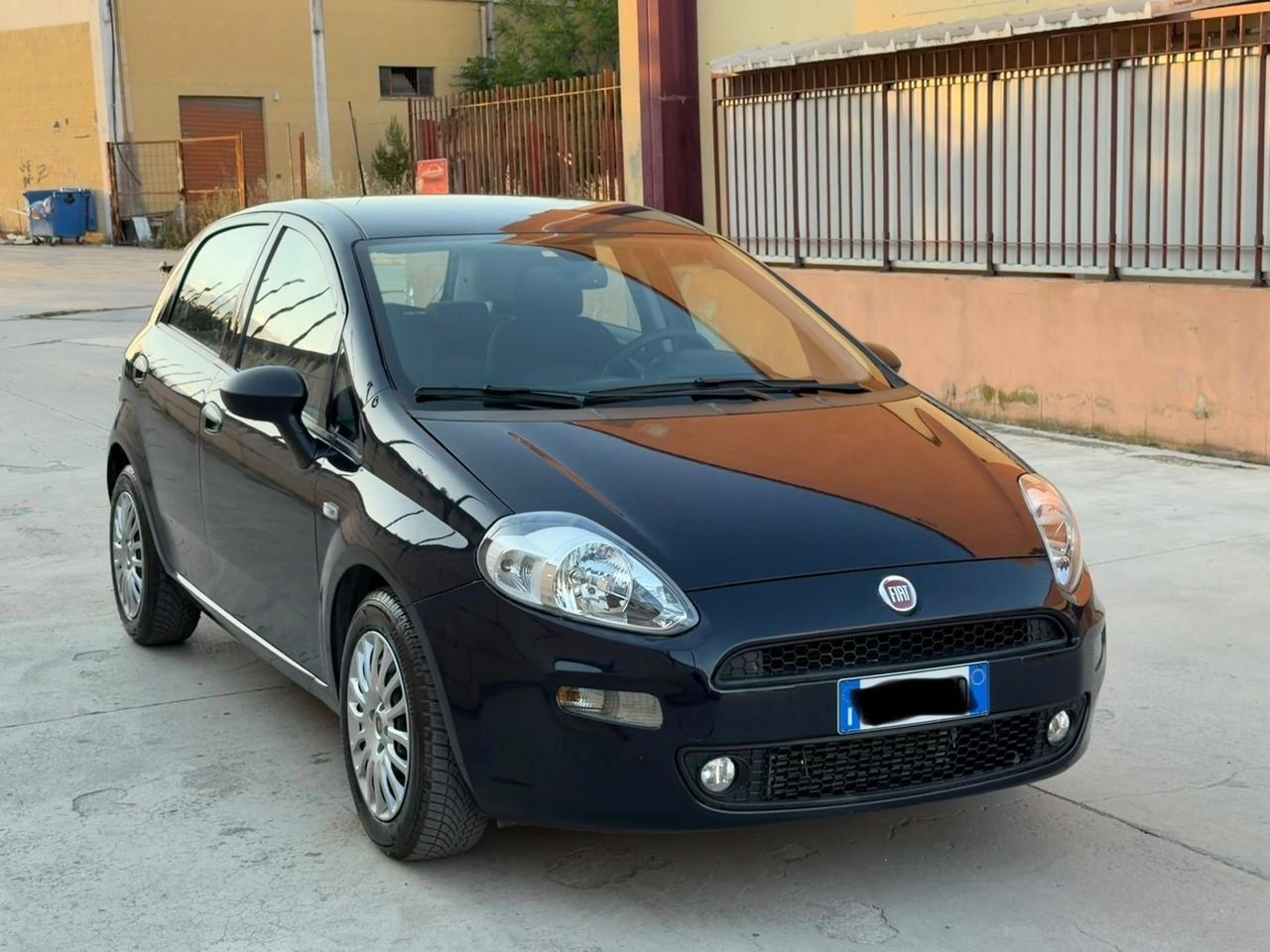 Fiat Punto 1.3 MJT II S&S 95 CV 5 porte Street