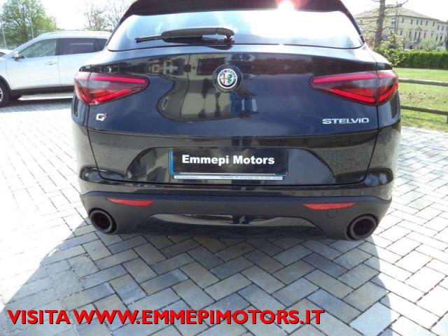 ALFA ROMEO Stelvio 2.0 Turbo 200 CV AT8 Q4 SUPER