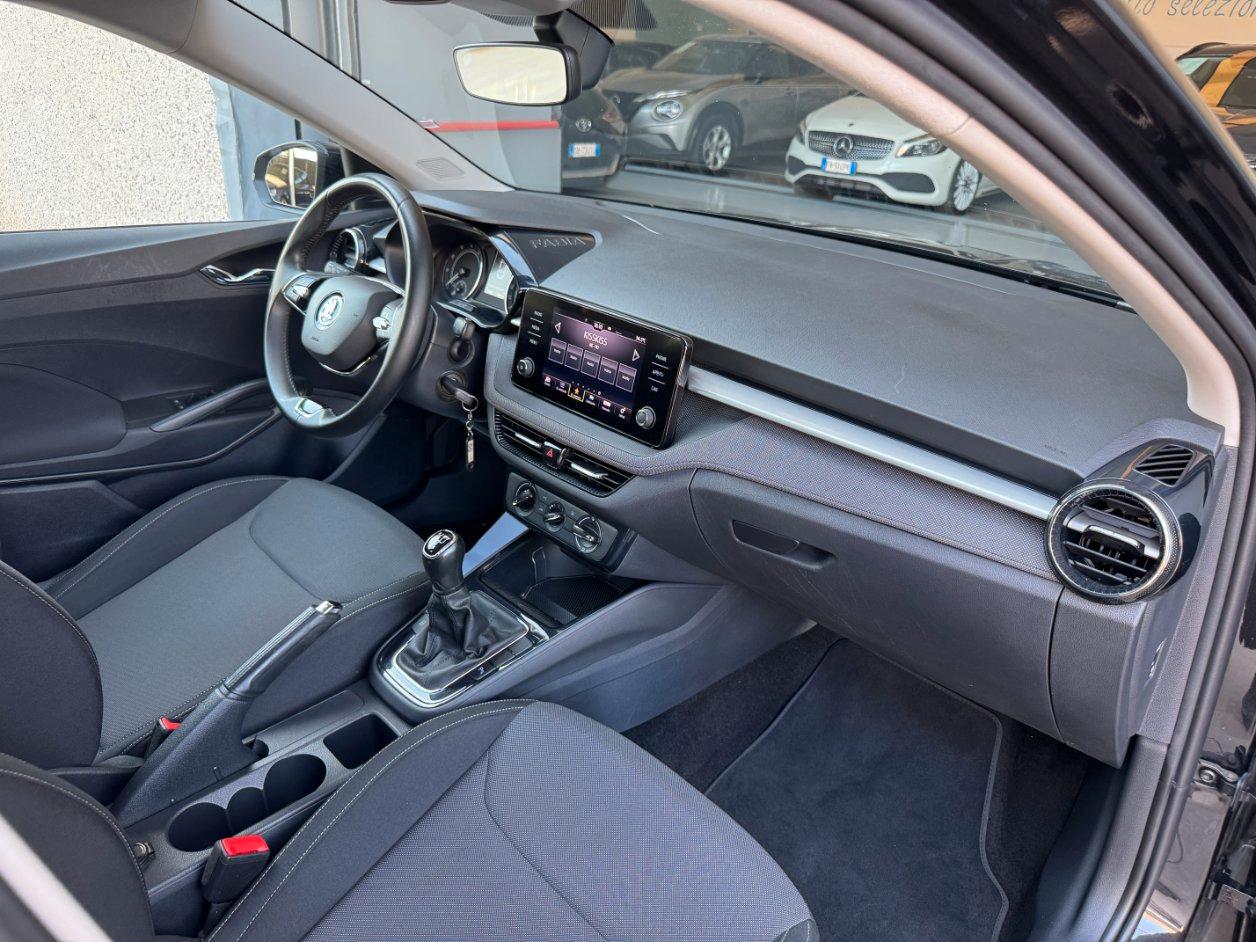 Skoda Fabia 1.0 mpi evo Ambition 80cv CAR PLAY
