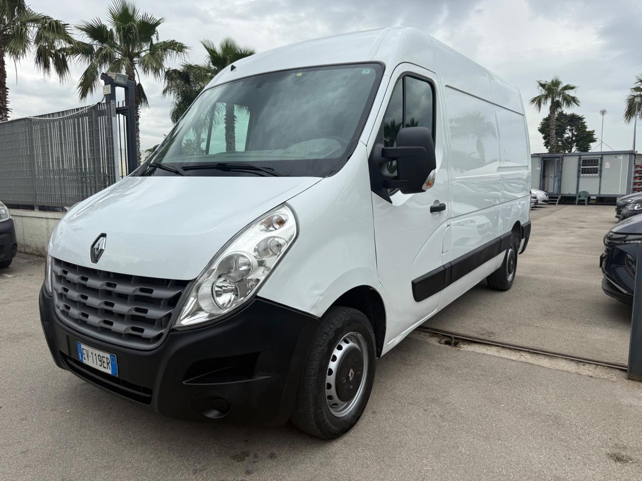 Renault Master 2.3 Diesel Tetto Alto passo Medio