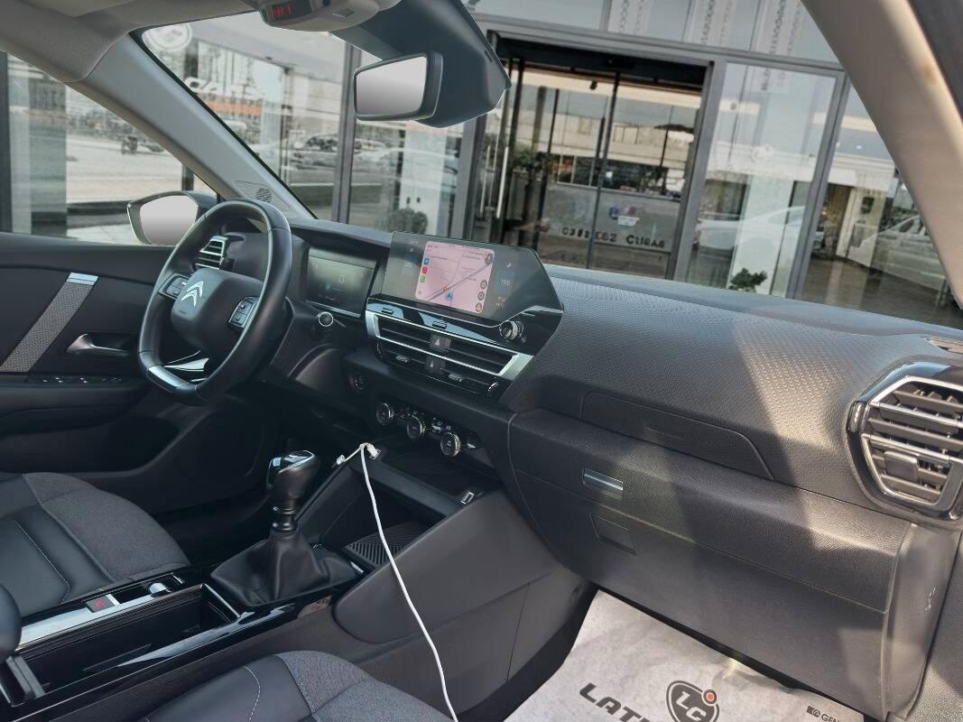 Citroen C4 1.2 puretech Shine s&s 130cv CON TELECAM E CARPLAY