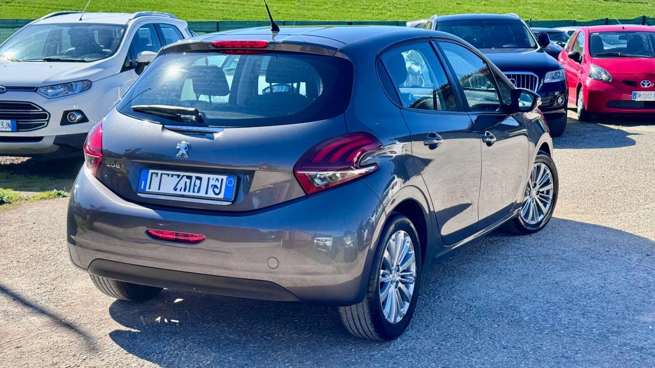 Peugeot 208 BlueHDi 75 5 porte Allure