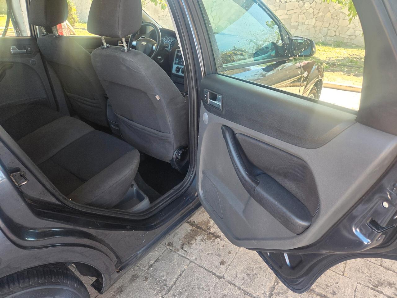 Ford Focus C-Max Focus+ 1.6 TDCi (90CV) S.W.