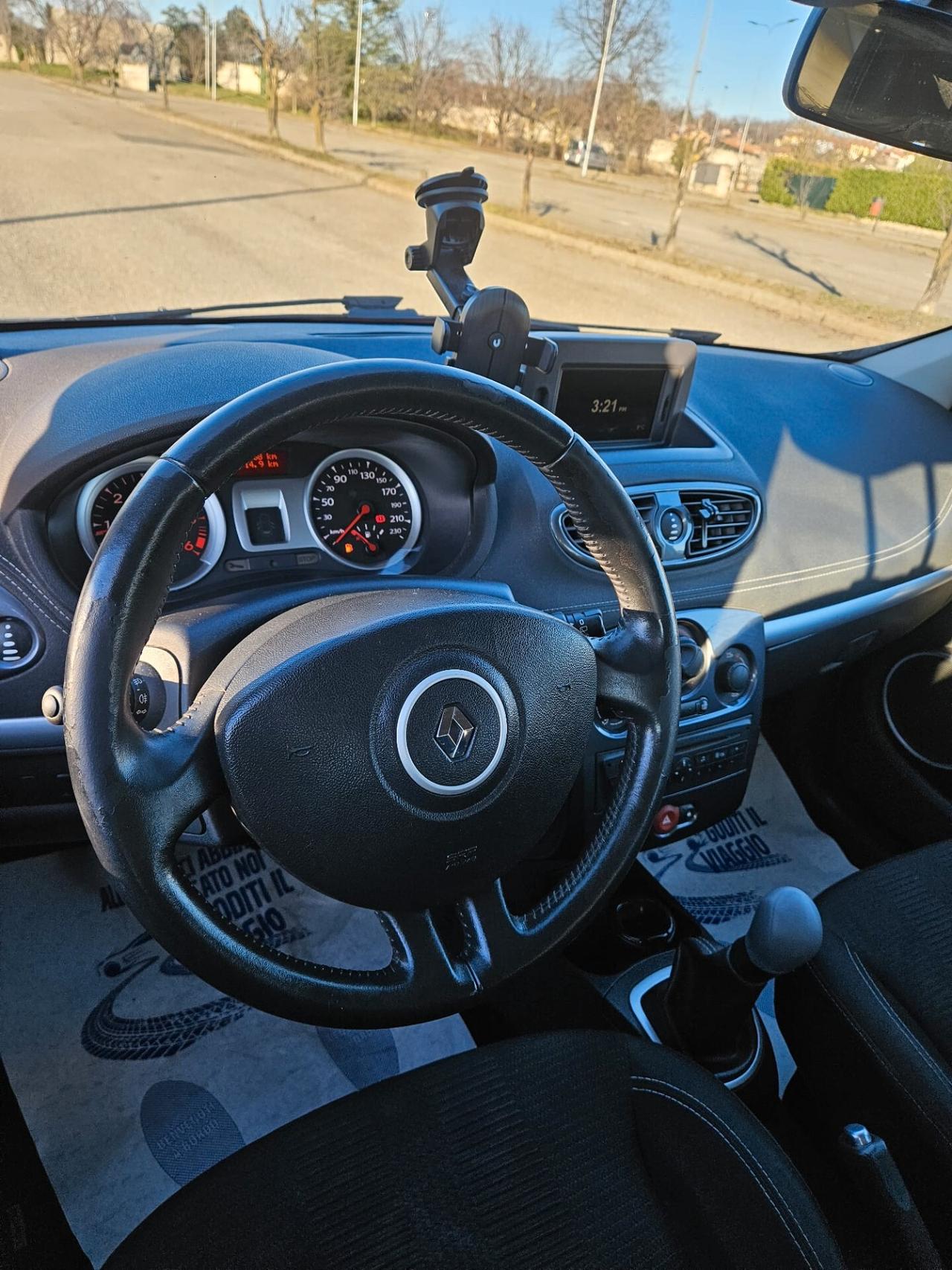 Renault Clio 1.5 dCi NEOPATENTATI