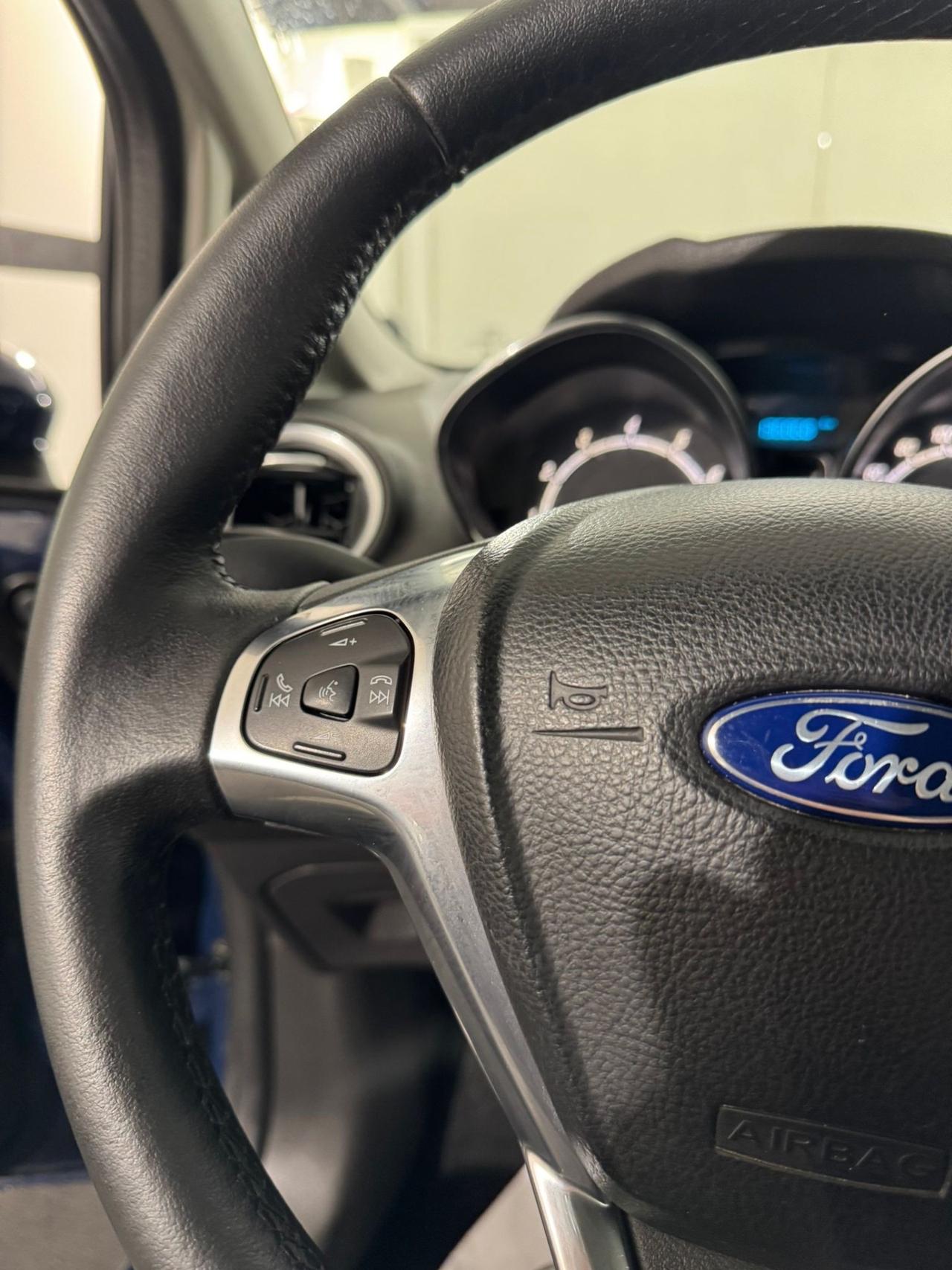 Ford Fiesta Plus 1.4 5 porte Bz.- GPL * NEOPATENTATI*