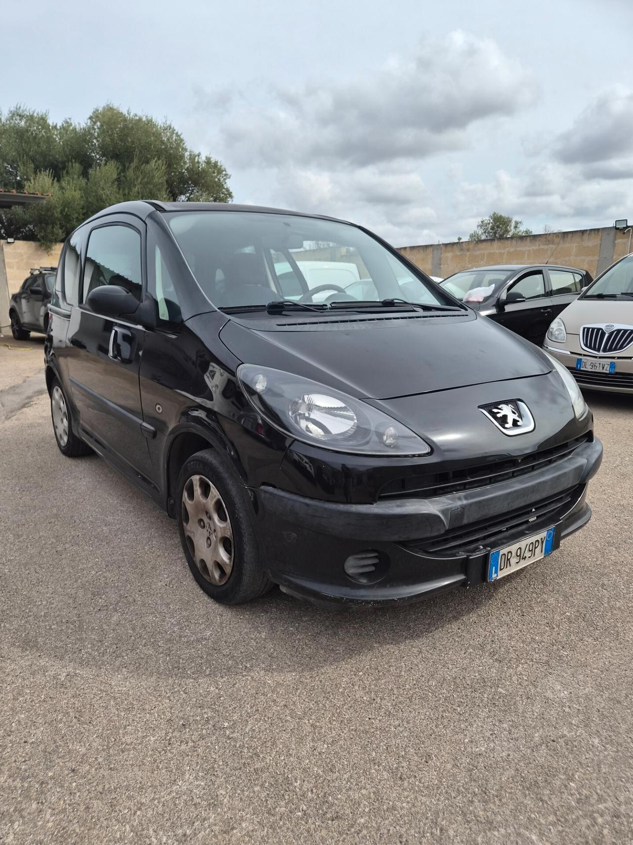 Peugeot 1007 1.4 Happy BENZINA GPL UNIPRO 150MILAKM