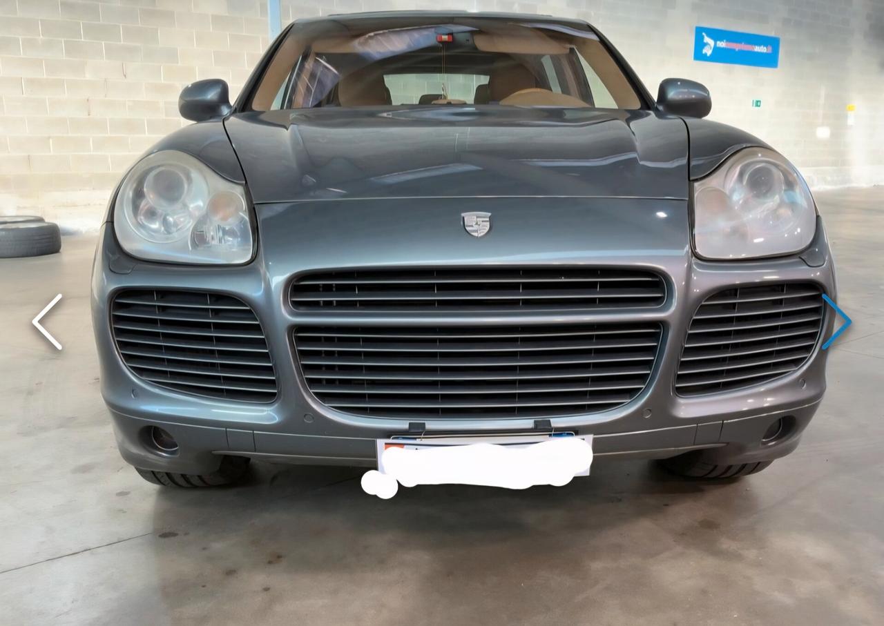 Porsche Cayenne 4.5 cat Turbo S 521cv
