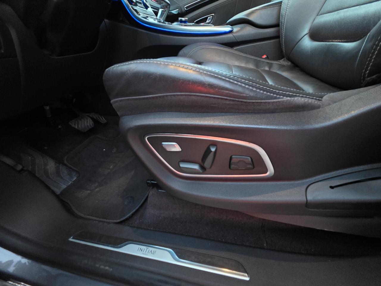 Renault Espace dCi 160CV EDC Energy Initiale Paris 4Control