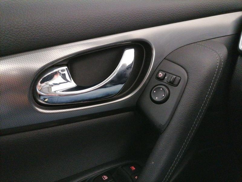 Nissan Qashqai 1.5 dci Tekna 110cv