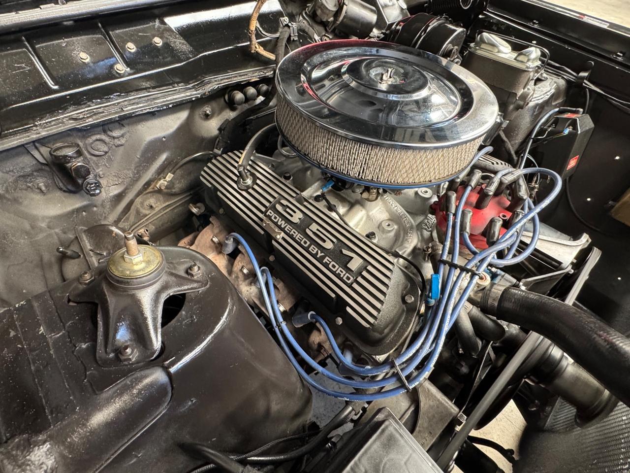 Ford Torino Gt 5.8 v8