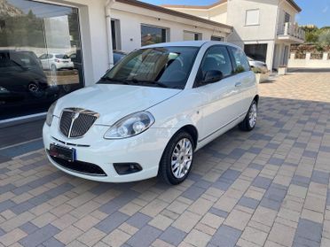 Lancia Ypsilon 1.2 69 CV Platinum