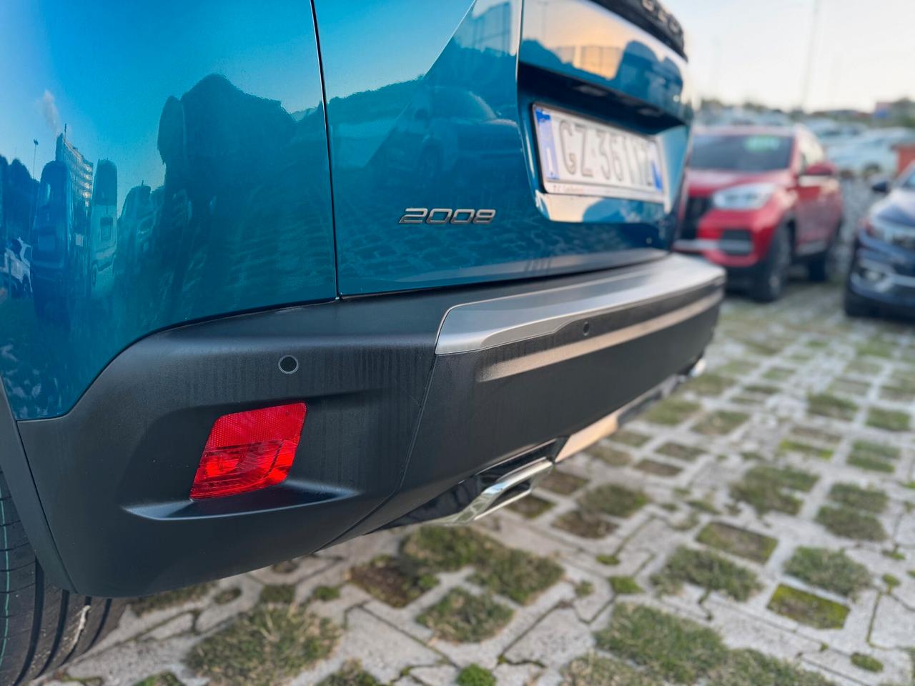 Peugeot 2008 1.2cc PureTech 130cv S&S EAT8 Allure