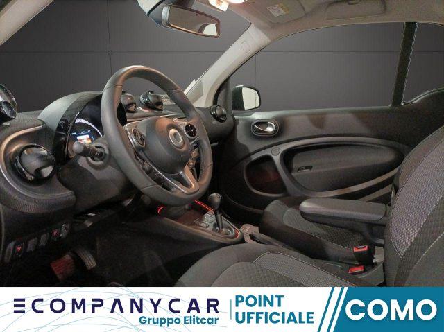 SMART ForTwo EQ black motion