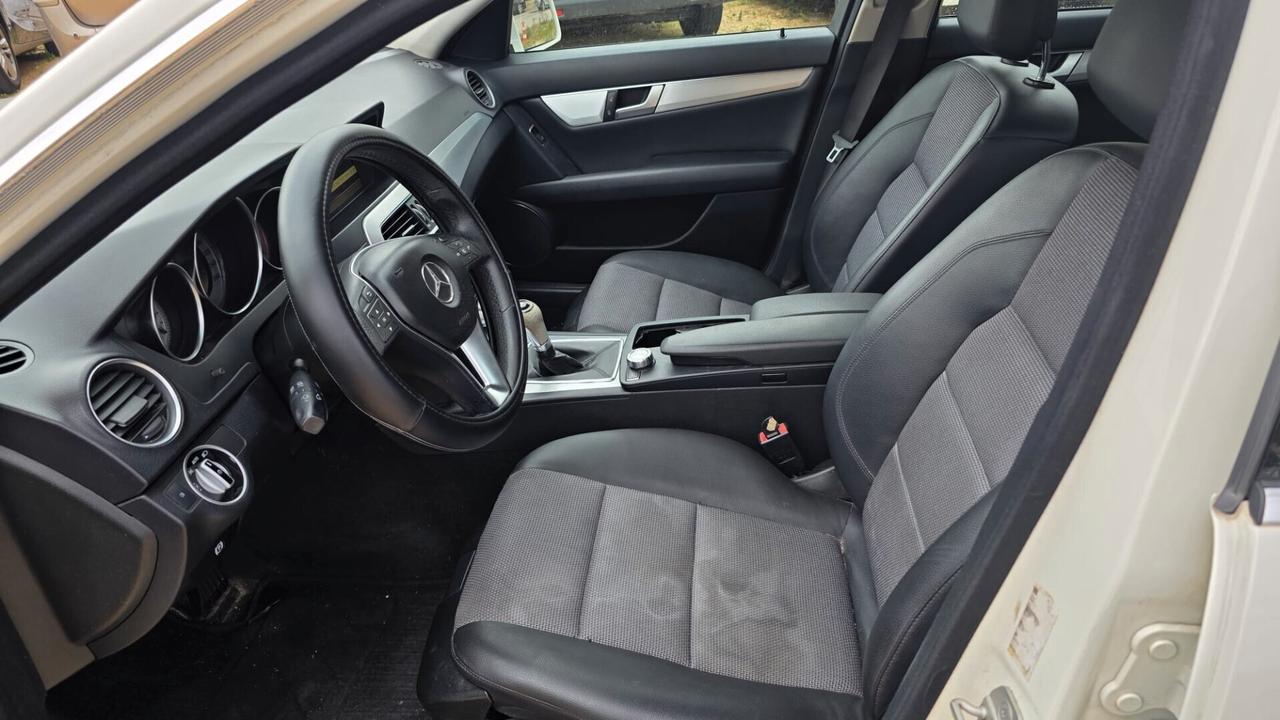 MERCEDES-BENZ C 200 CDI BlueEFFICIENCY 2012 AVANTGARDE E5 € 7.900,00