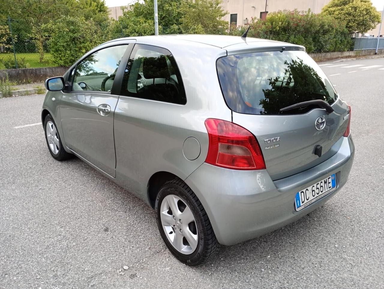 Toyota Yaris 1.3 3 porte Sol