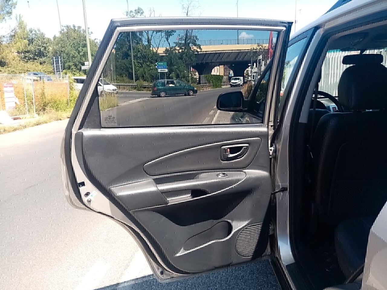 HYUNDAI TUCSON 2.0 CRDI VGT ACTIVE