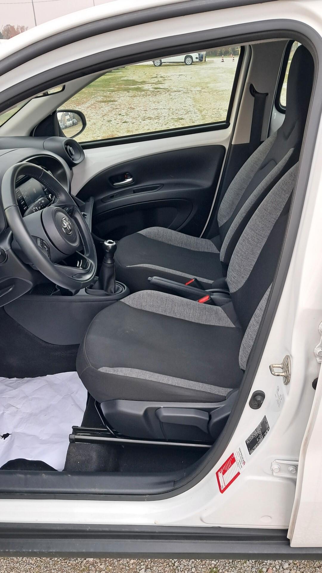 Toyota Aygo X 1.0 VVT-i 72 CV 5 porte Active