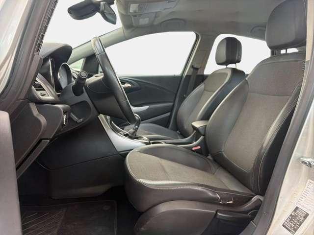 Opel Astra 1.6 16V VVT 5 porte Cosmo