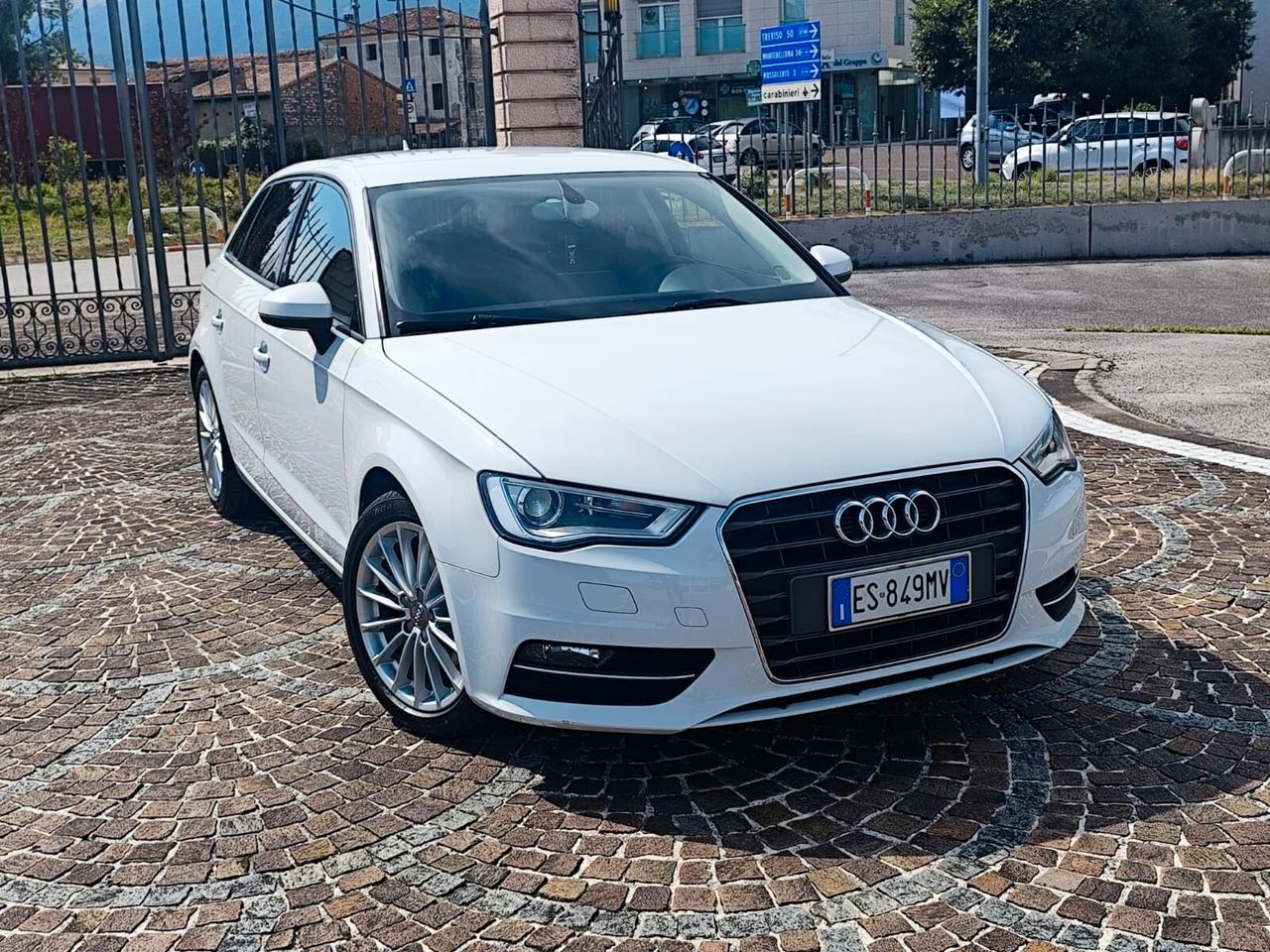 Audi A3 SPB 2.0 TDI S tronic Ambition