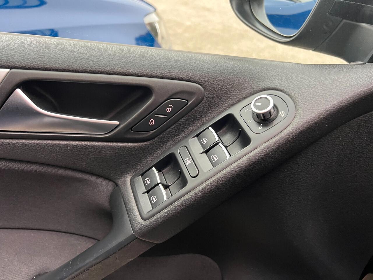 VW GOLF 1.6 TDI HIGHLINE/LED+PELLE/UNIPROP