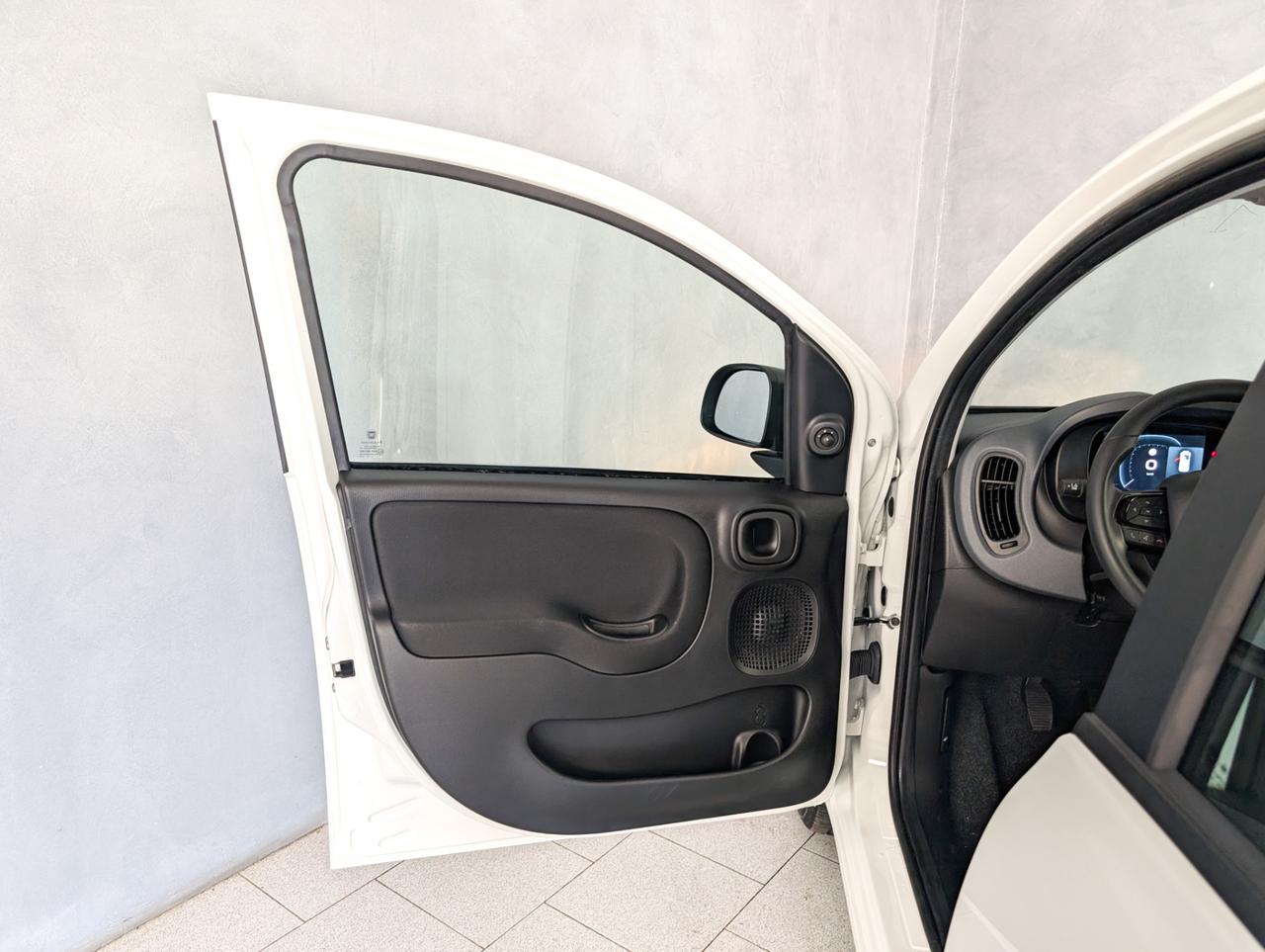 Fiat Panda 1.0 Hybrid 70cv