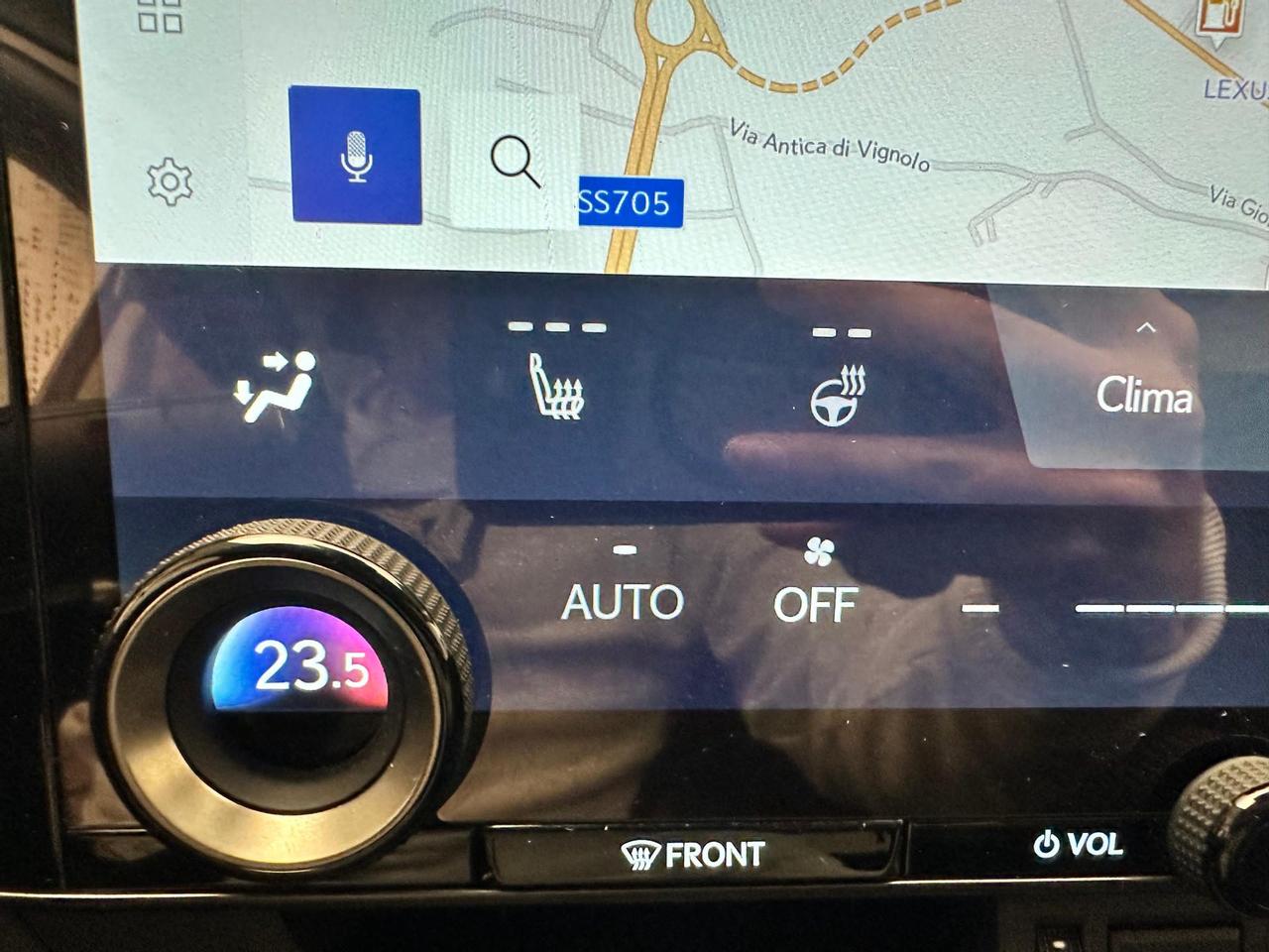 Lexus NX 450h+ 2.5 phev Premium 4wd e-cvt