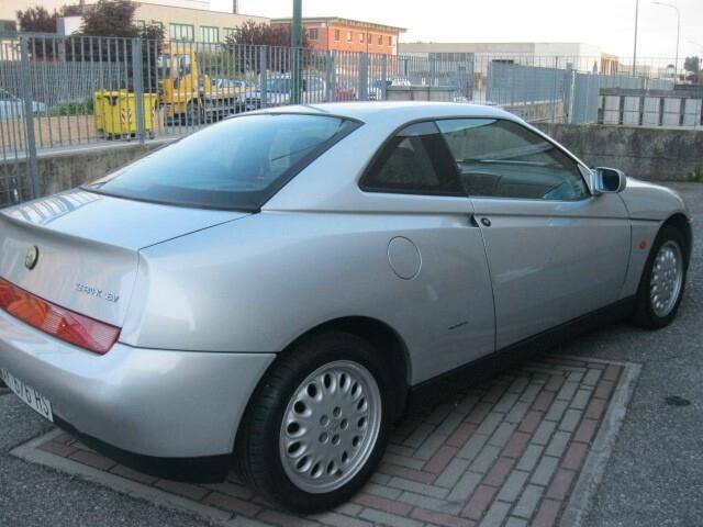 Alfa Romeo GTV Spider 2.0i 16V Twin Spark cat L