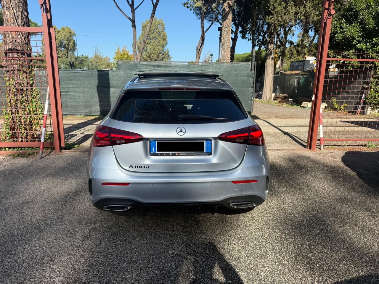 Mercedes-benz A 180 d Automatic AMG Line Premium TETTO KAMERA KM0 *PROMO*