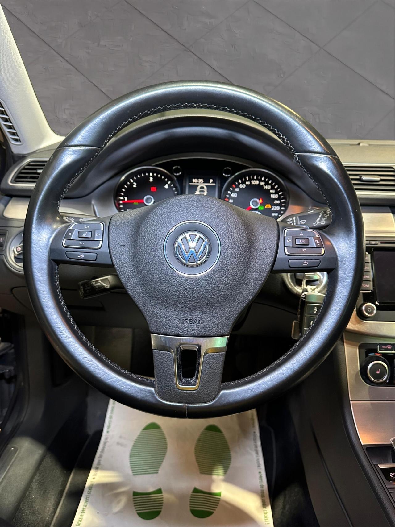 Volkswagen Passat Var. 2.0 TDI Highline BlueM.Tech.