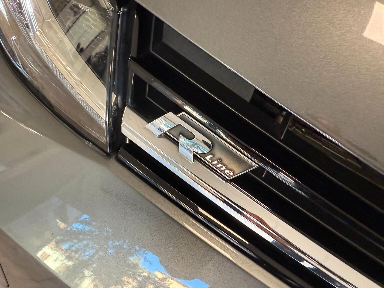 Volkswagen Golf 1.6 TDI 115 CV 5p. Executive BlueMotion Technology R-Line