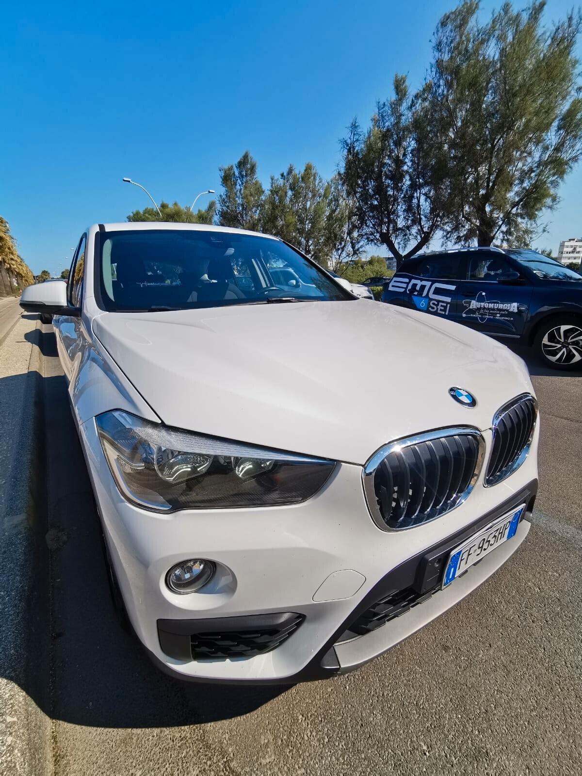 Bmw X1 sDrive18d Advantage 2016