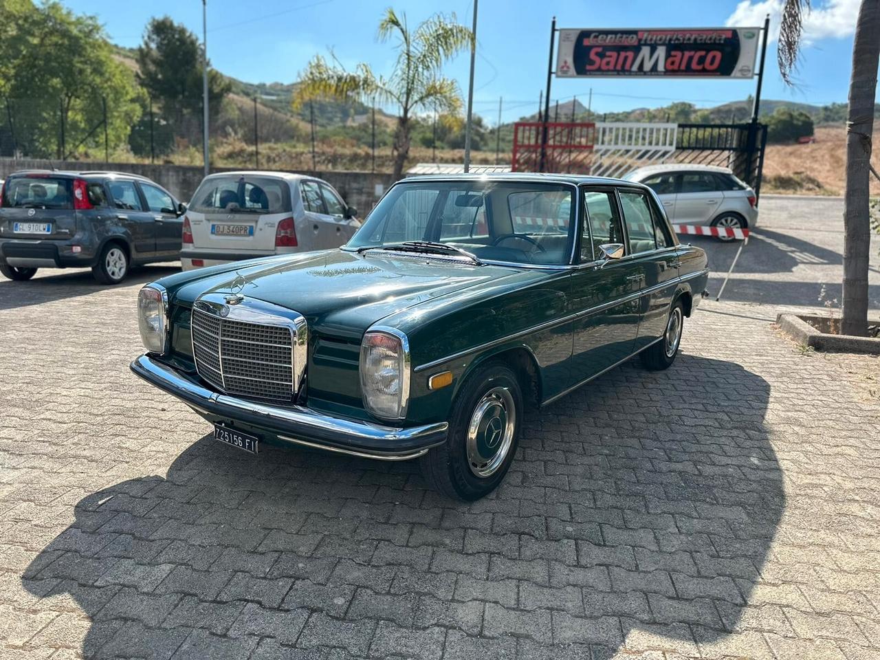Mercedes-benz 220 220D