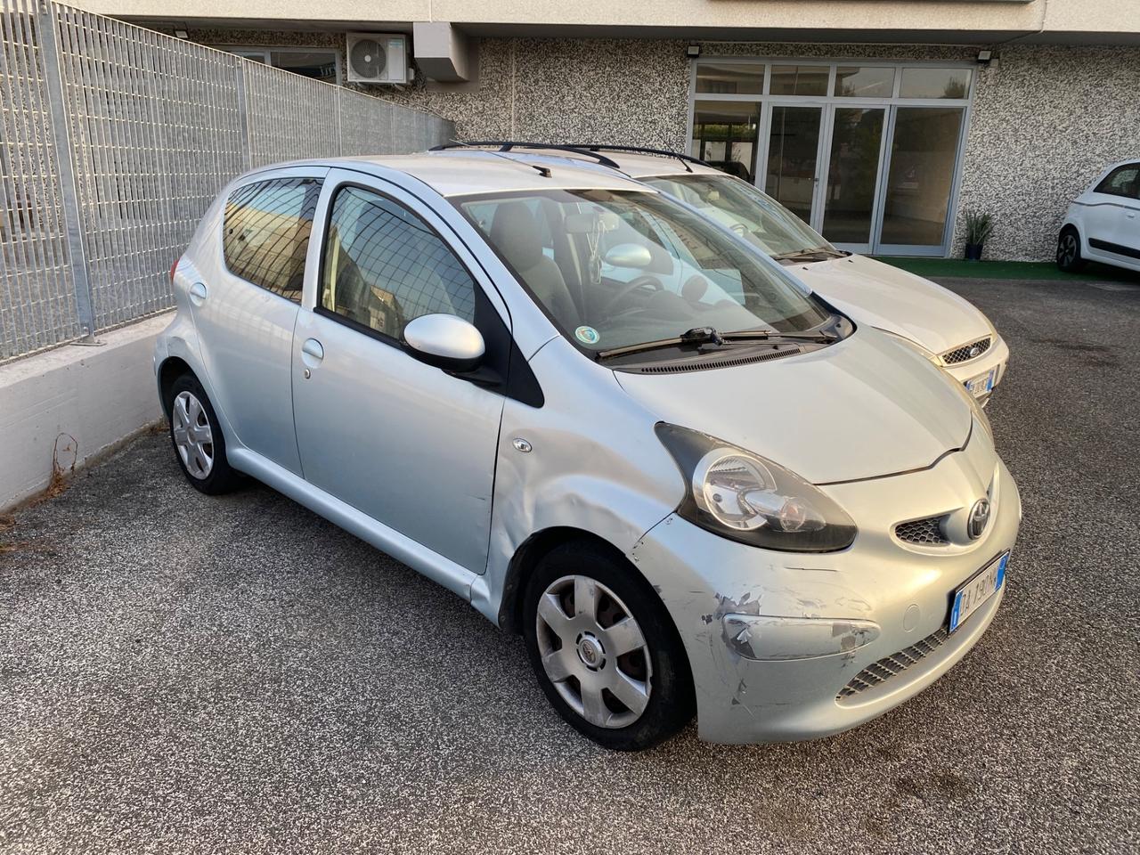 Toyota Aygo 1.0 12V VVT-i 5 porte