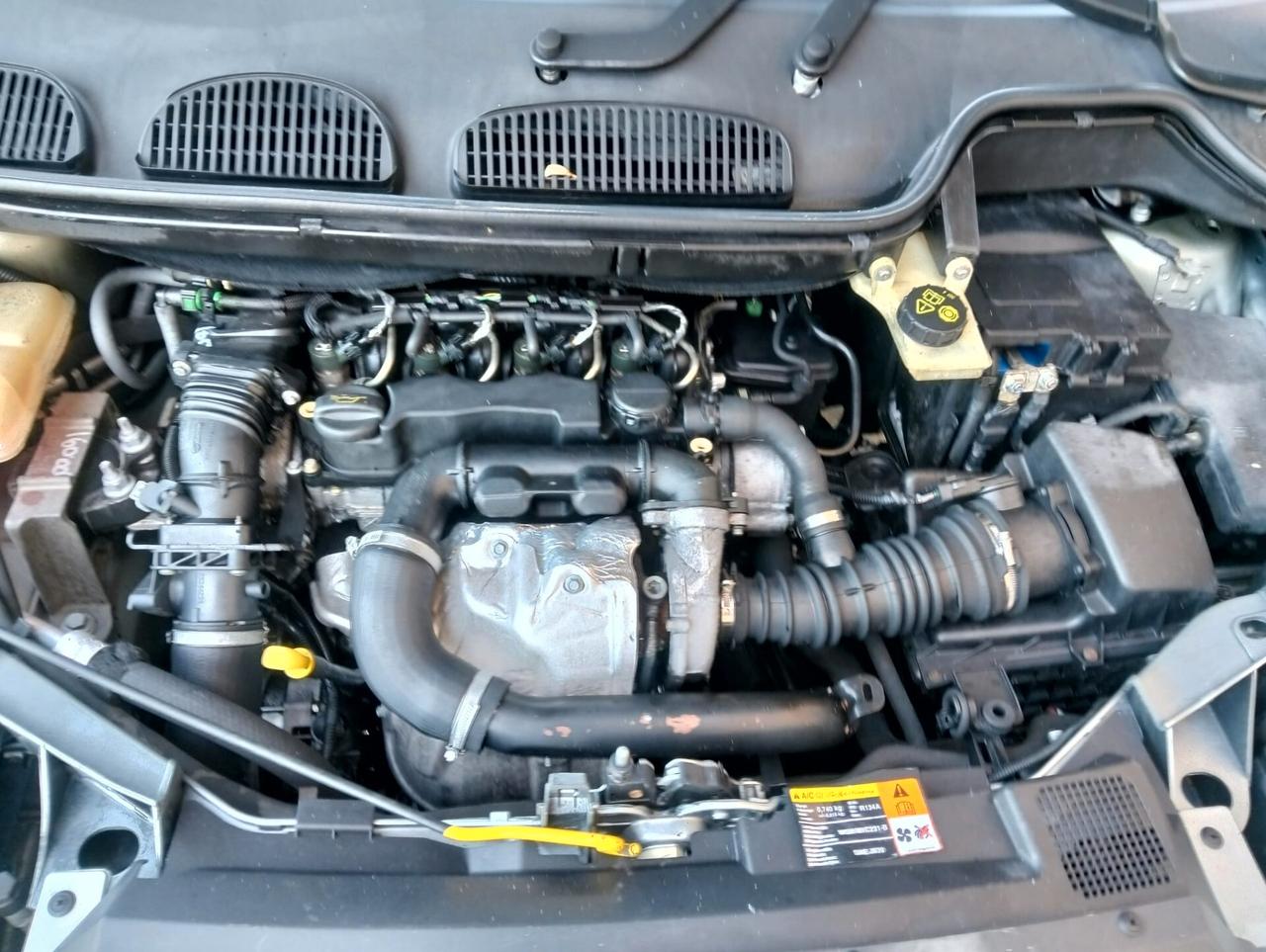 Ford Focus C-Max 1.6 TDCi (110CV)