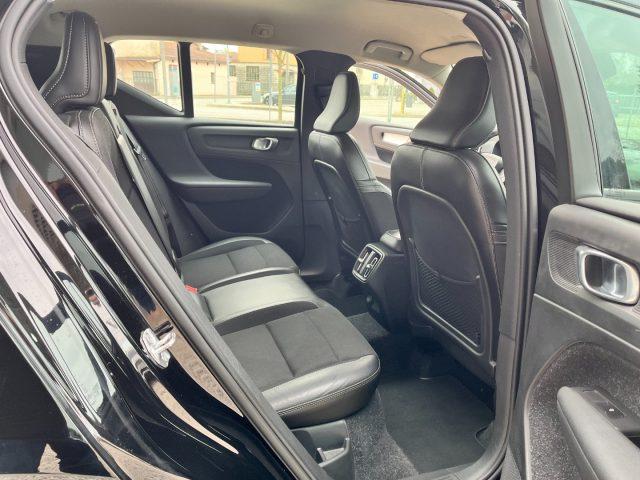 VOLVO XC40 D3 AWD Geartronic Momentum