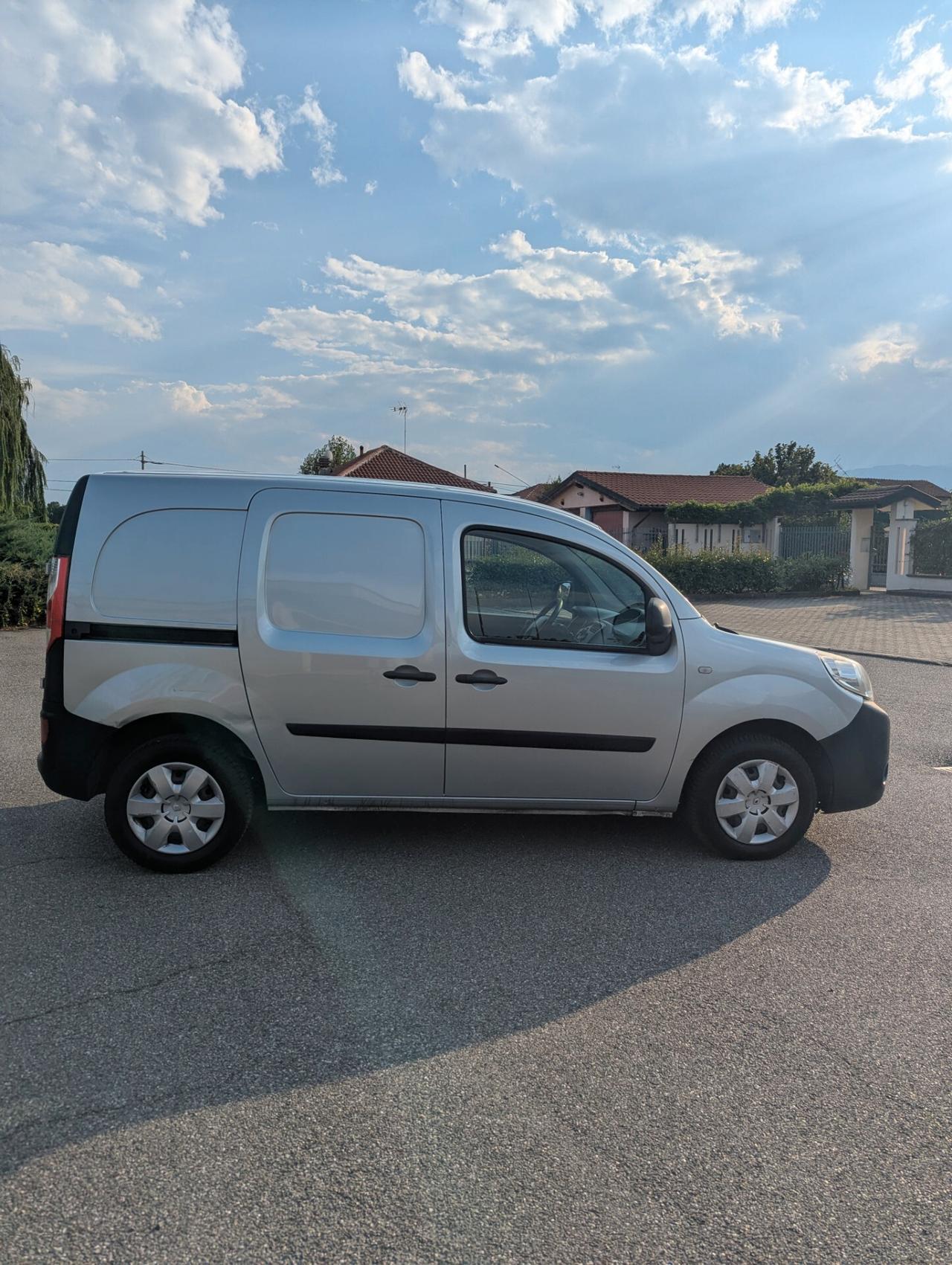 Renault Kangoo pronto all'uso