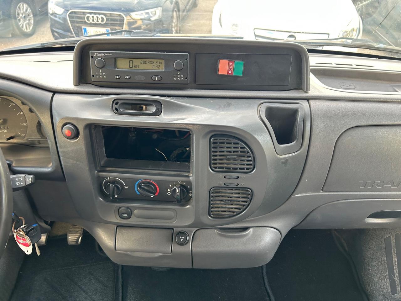 Ford Transit 330 2.4 TD Pulman 14 Posti