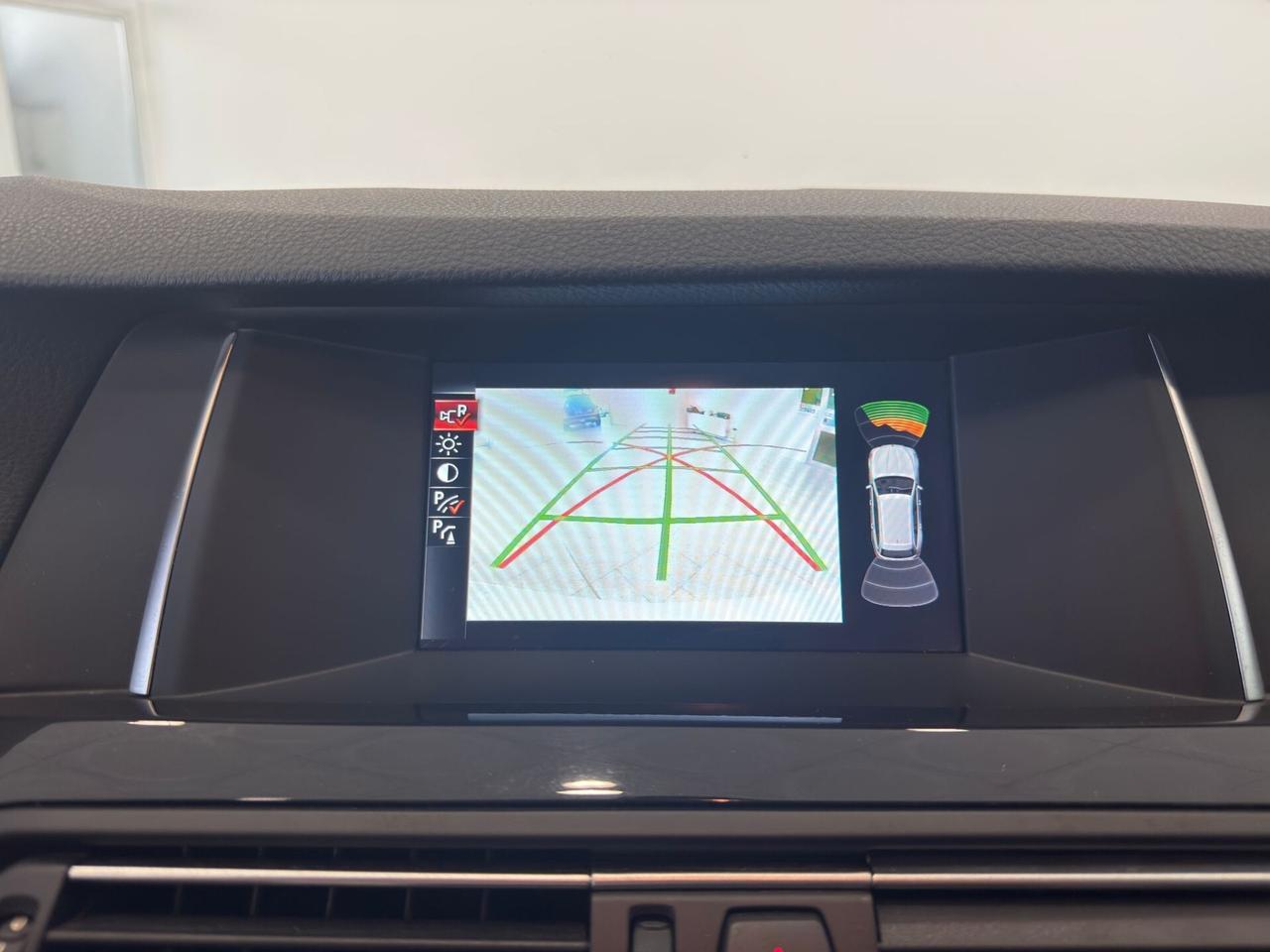 BMW 520d xDrive Touring Luxury - 190cv * Pelle * Navi * History service BMW