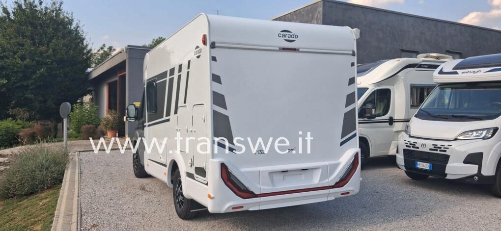Carado V132 Pro+ camper van con letto matrimoniale posteriore