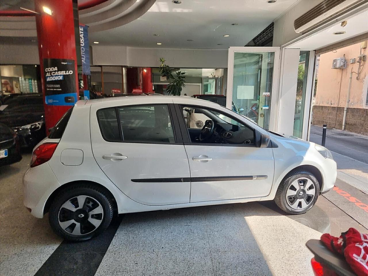 Renault Clio 1.2 16 V 5 porte Dynamique