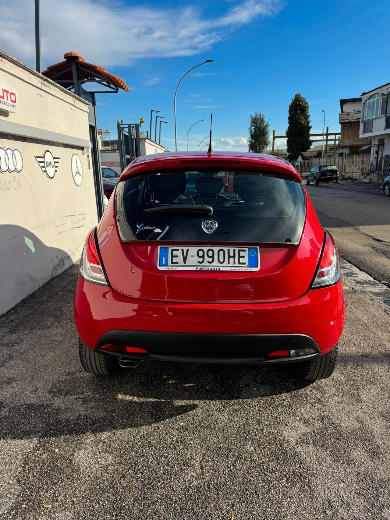 Lancia Ypsilon 1.2 69 CV 5 porte GPL Ecochic Elefantino