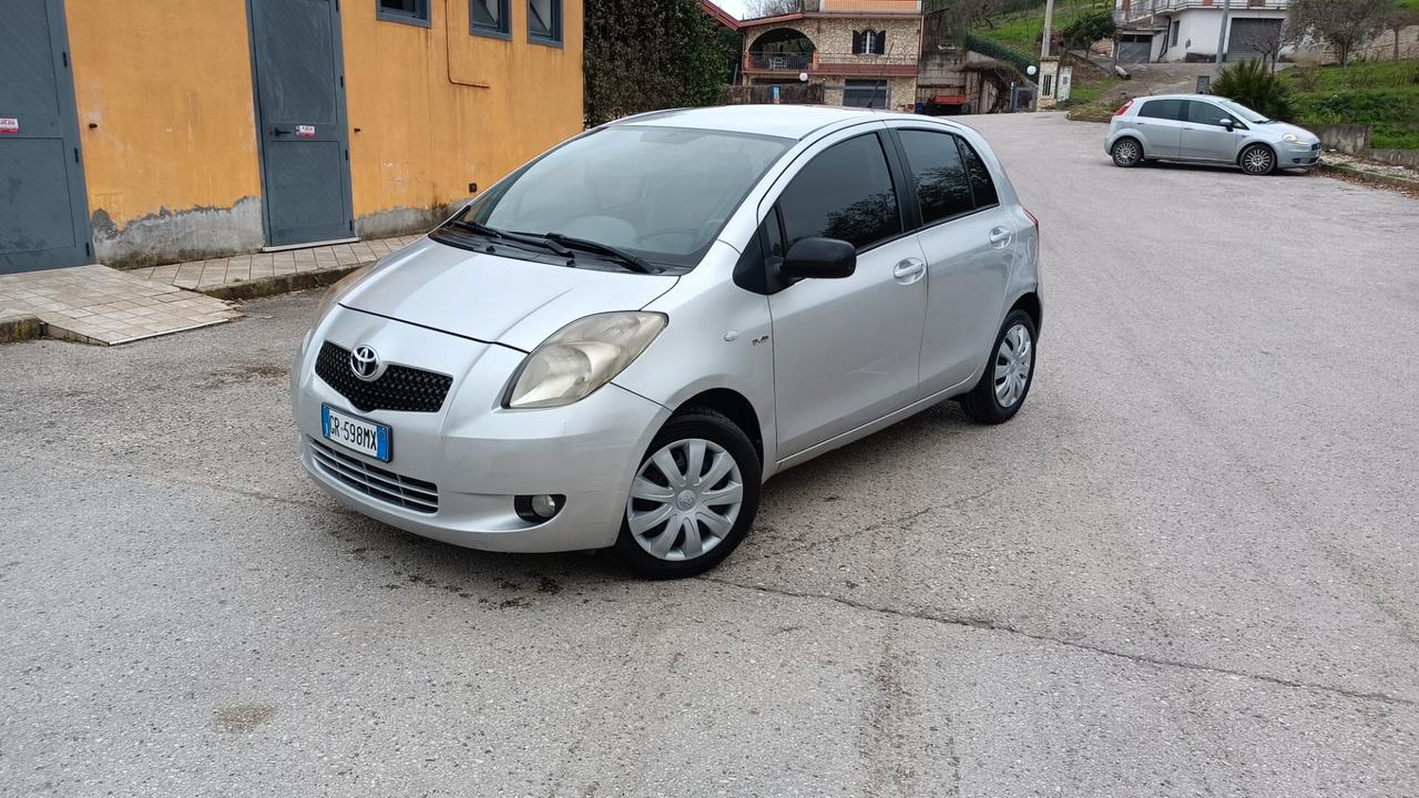 Toyota Yaris 1.4 diesel 5 porte