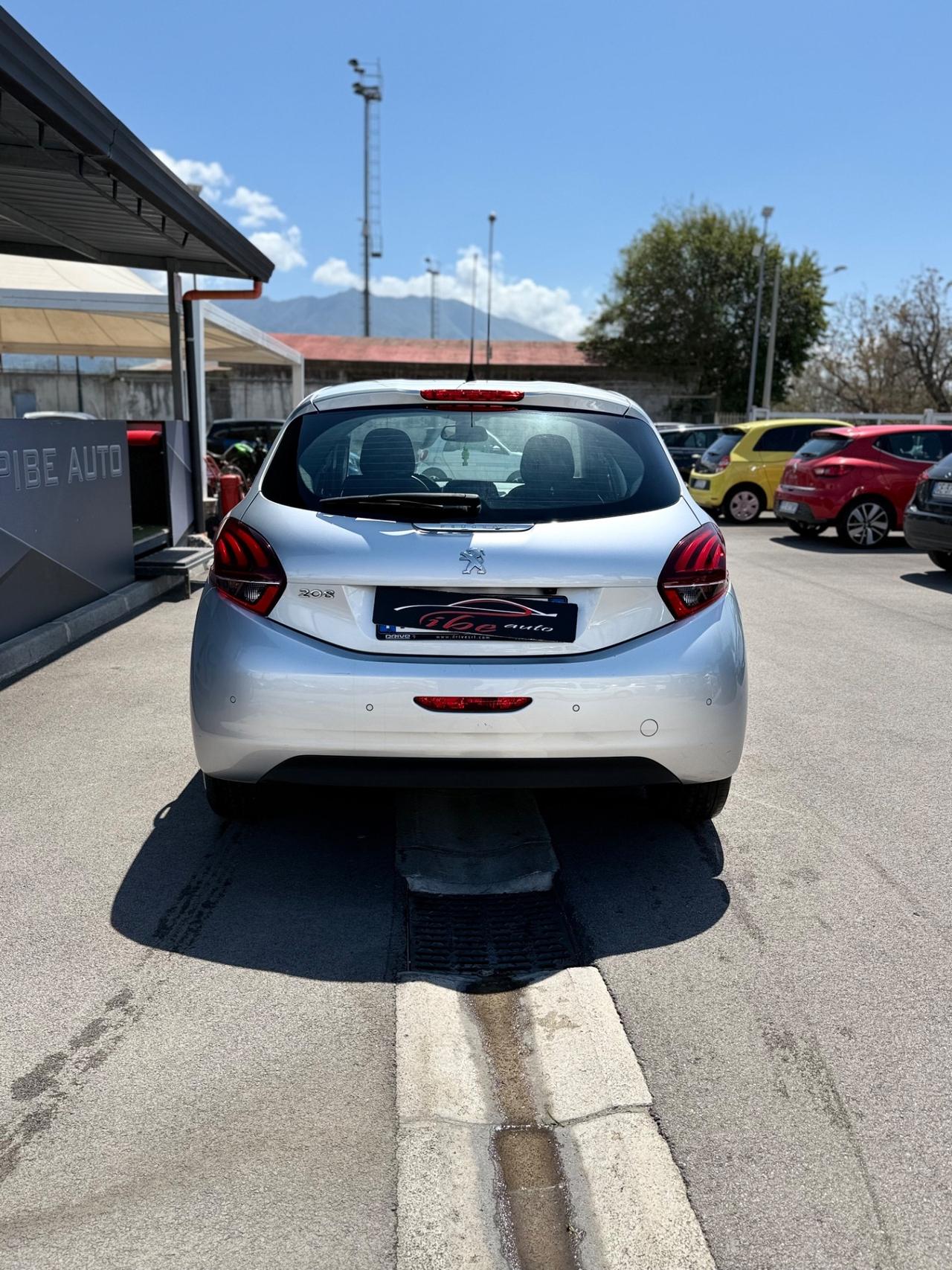 Peugeot 208 BlueHDi 100 5 porte Allure